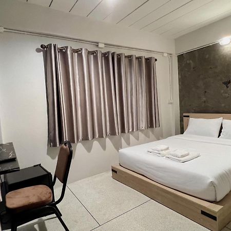 Anton Hotel Hatyai หาดใหญ่ ภายนอก รูปภาพ